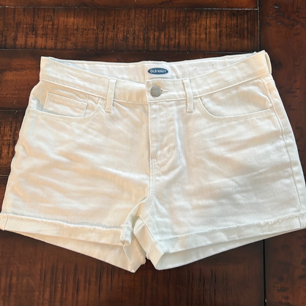 New White Denim Shorts 😊